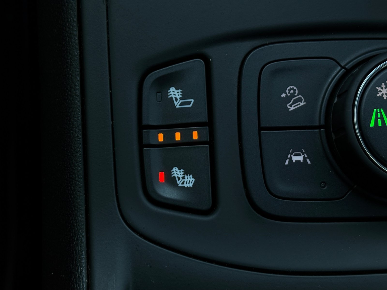 Used 2023 GMC Terrain SLT FWD image 26
