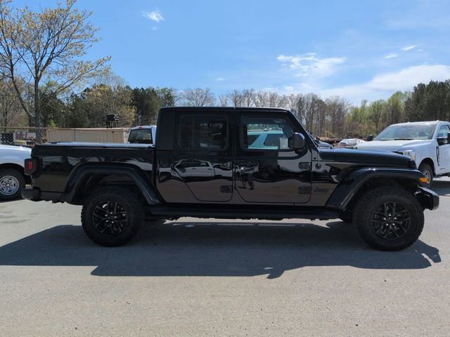 Used 2021 Jeep Gladiator Sport image 3