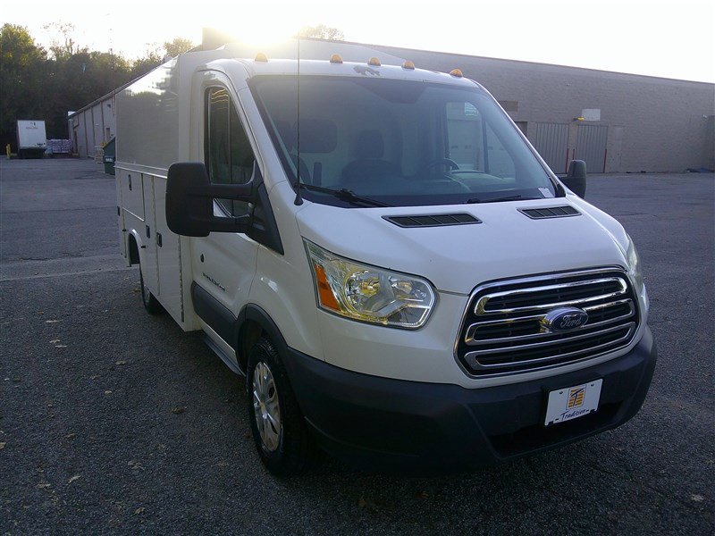 Used 2015 Ford Transit 250 138 w/ Exterior Upgrade Package image 7
