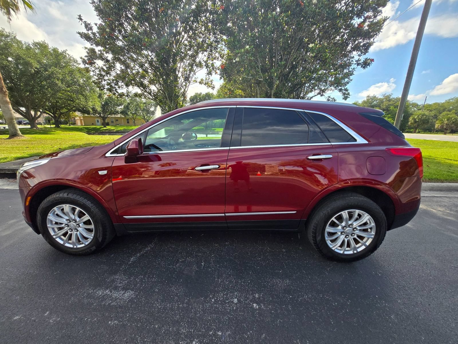 Used 2017 Cadillac XT5 FWD image 8