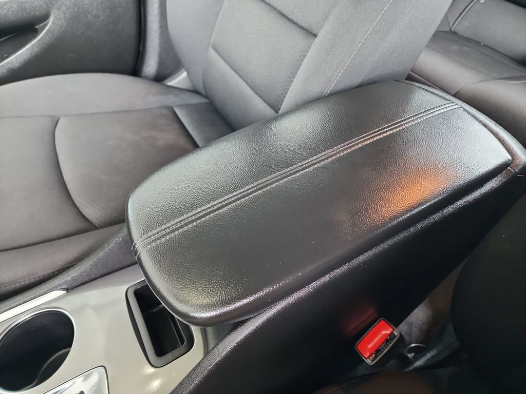 Used 2024 Chevrolet Malibu LT FWD image 31