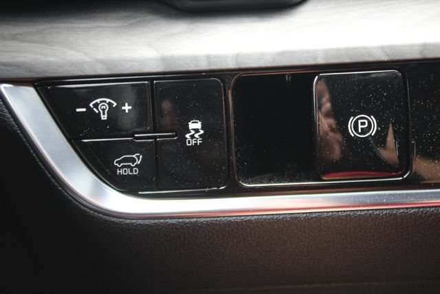 Certified 2024 Kia Sportage X-Line w/ X-Line Premium Package AWD/4WD image 19