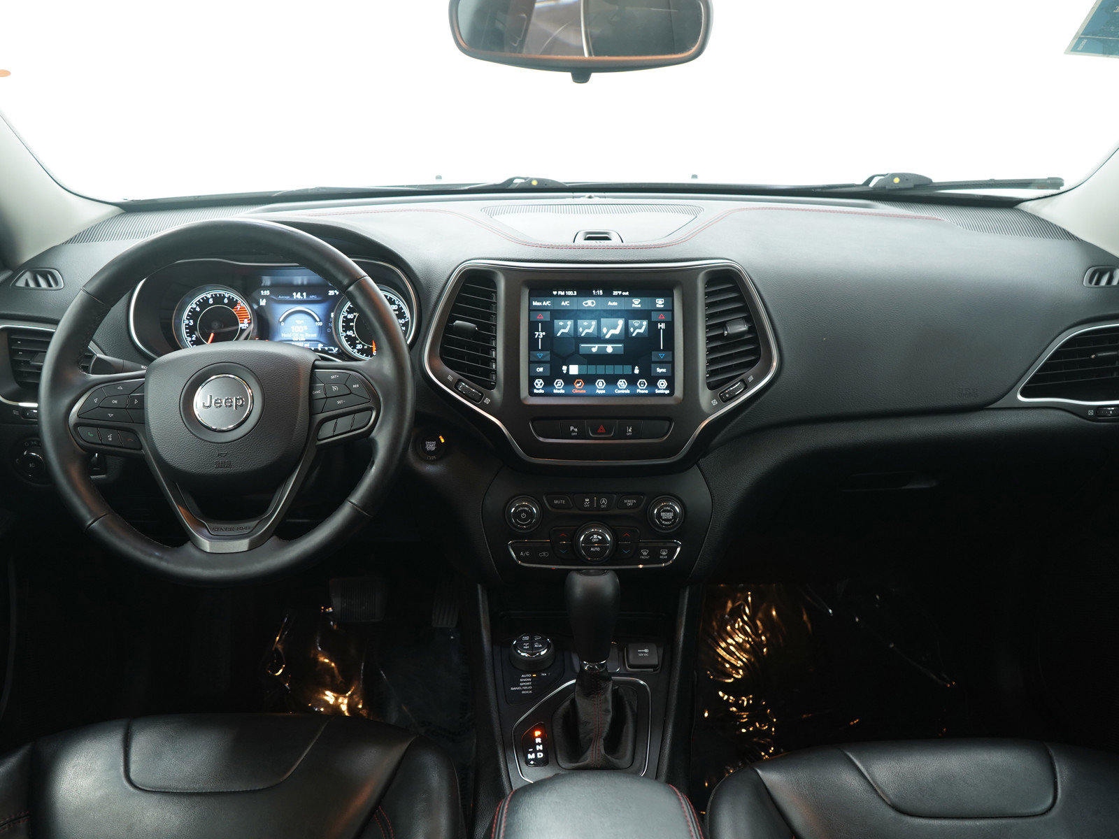 Used 2021 Jeep Cherokee Trailhawk image 15