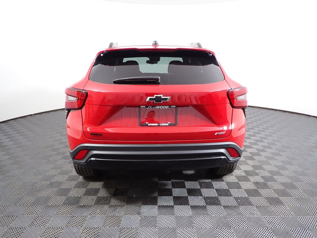 New 2026 Chevrolet Trax RS image 11