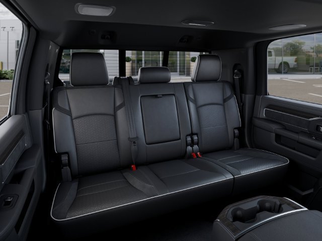 New 2026 RAM 2500 Laramie AWD/4WD image 18