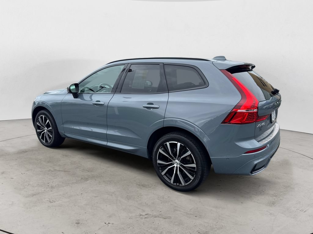 Certified 2024 Volvo XC60 B5 Plus w/ Protection Package Premier AWD/4WD image 4