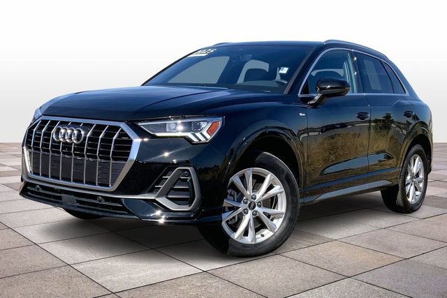 Certified 2025 Audi Q3 2.0T Premium w/ Convenience Package