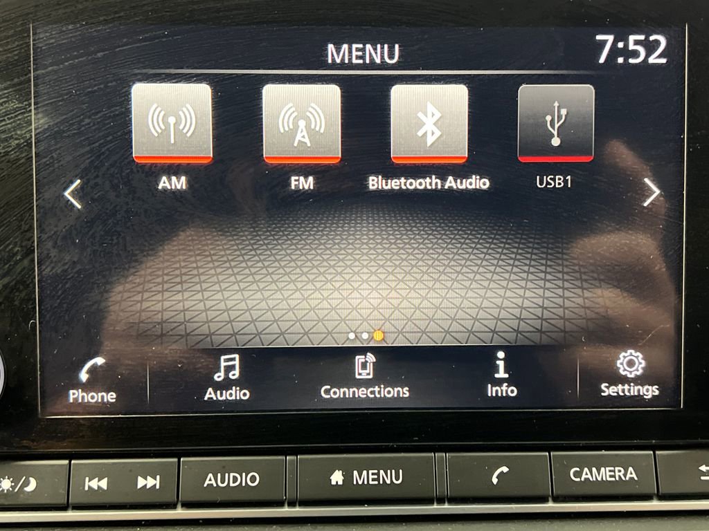 Used 2024 Nissan Rogue S FWD image 49