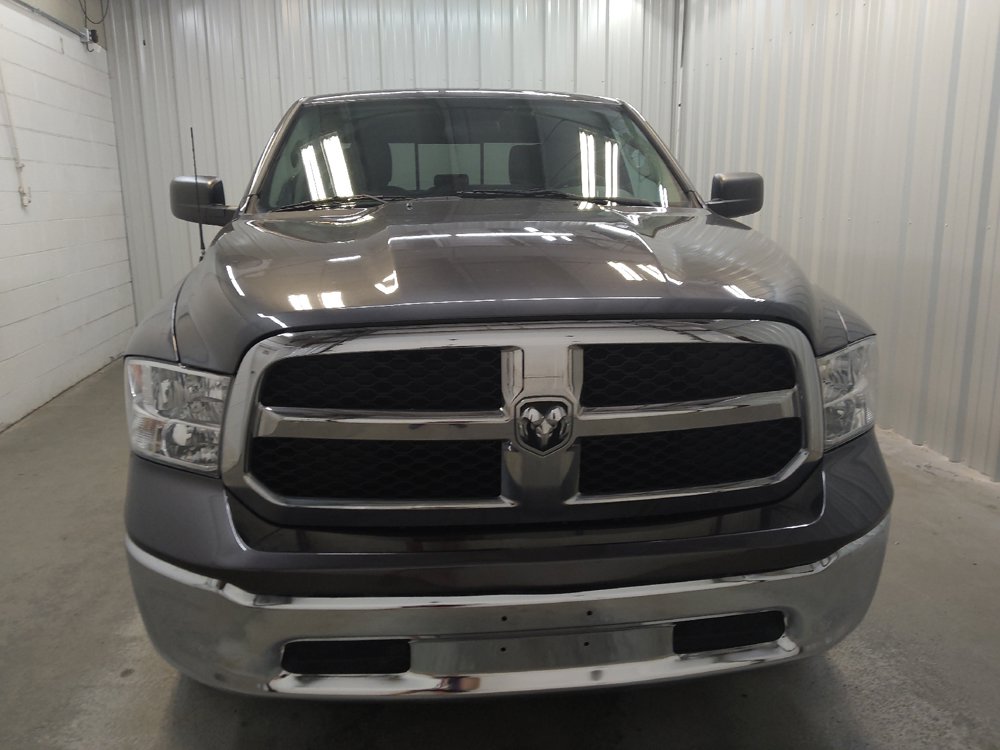 Used 2017 RAM 1500 Classic SLT AWD/4WD image 14
