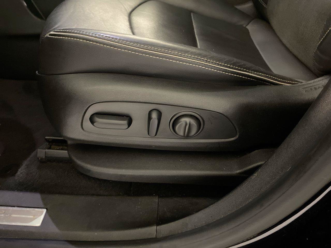 Used 2018 GMC Terrain Denali w/ Driver Alert Package II FWD image 11