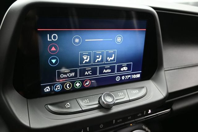 Used 2020 Chevrolet Camaro SS RWD image 39