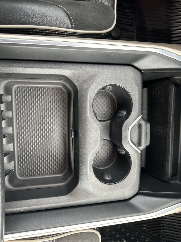 Used 2019 RAM 1500 Laramie w/ Sport Appearance Package image 6