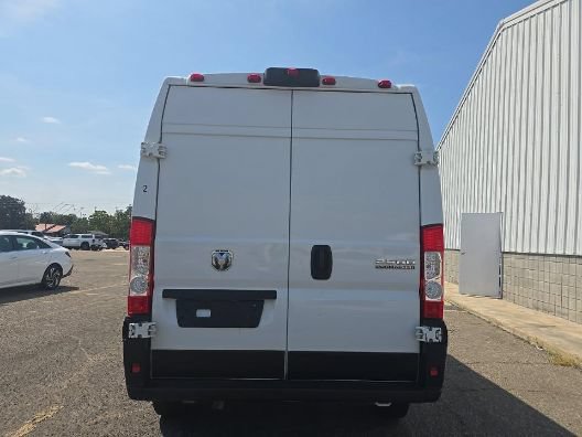 Used 2025 RAM ProMaster 2500 w/ Convenience Group FWD image 4