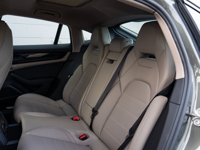 New 2026 Porsche Panamera 4 image 18