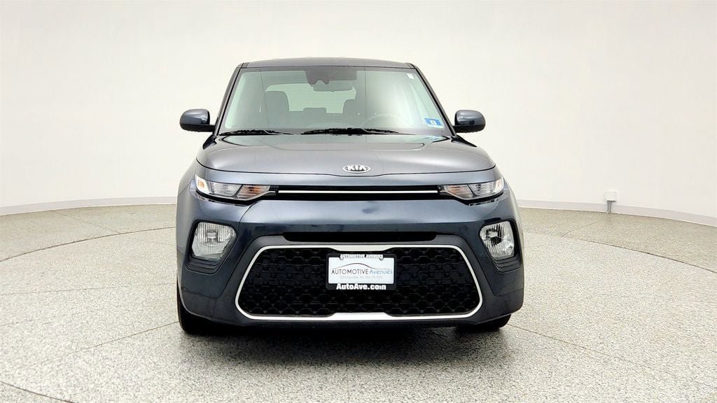 Used 2020 Kia Soul S FWD image 2