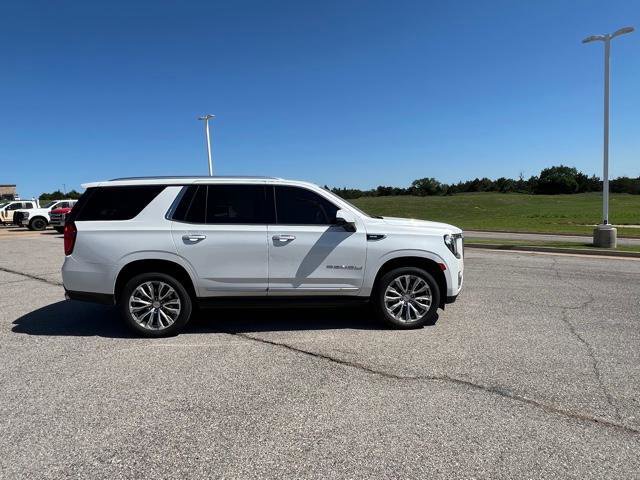 Used 2021 GMC Yukon Denali w/ Denali Premium Package image 4