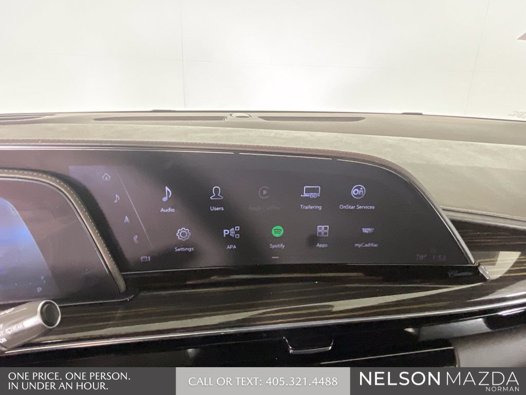 Used 2024 Cadillac Escalade ESV Sport w/ LPO, ONYX Package AWD/4WD image 34