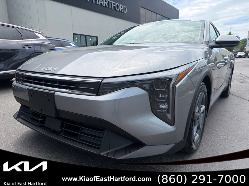 Certified 2025 Kia K4 FWD image 3