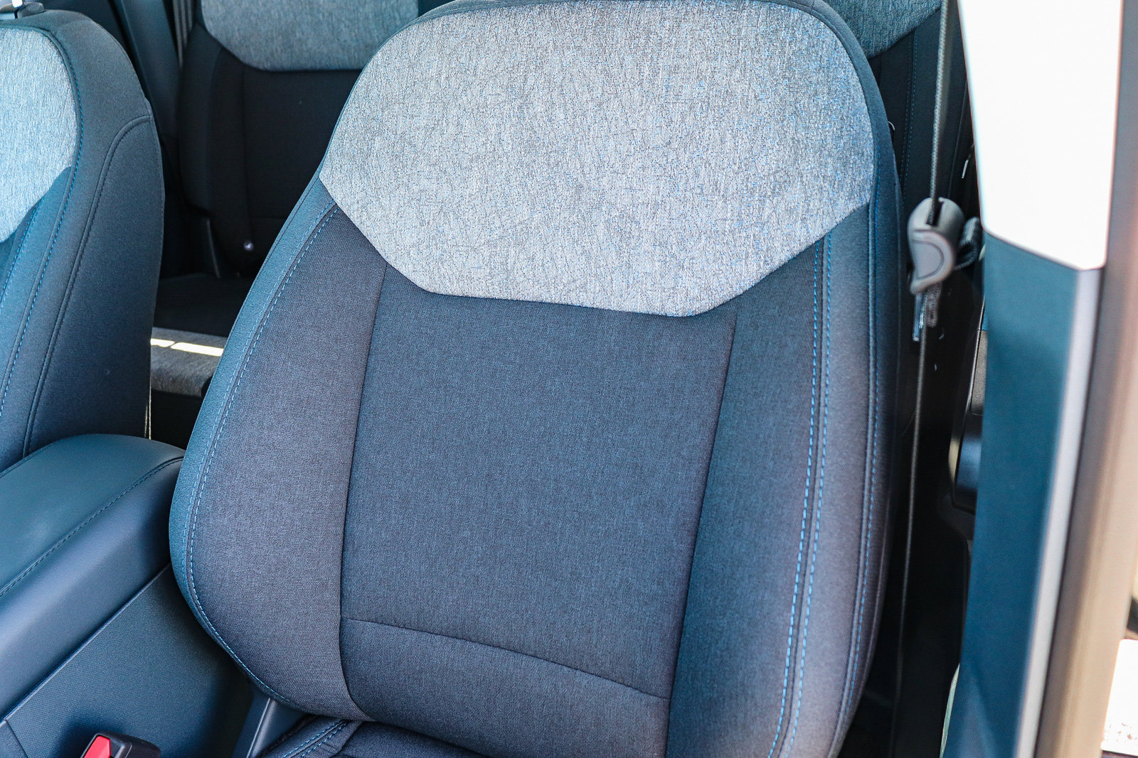 New 2026 Ford Maverick XLT w/ XLT Luxury Package FWD image 27