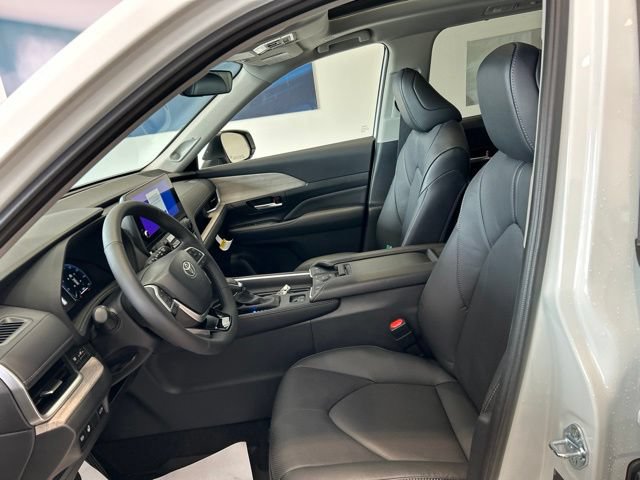 New 2026 Toyota Grand Highlander AWD image 15