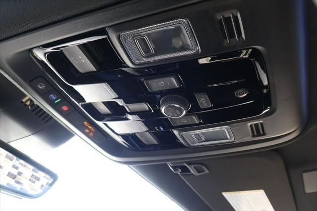 New 2026 Chevrolet Suburban RST image 37