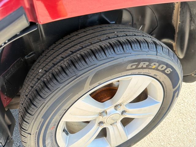 Used 2017 Jeep Compass Latitude image 26