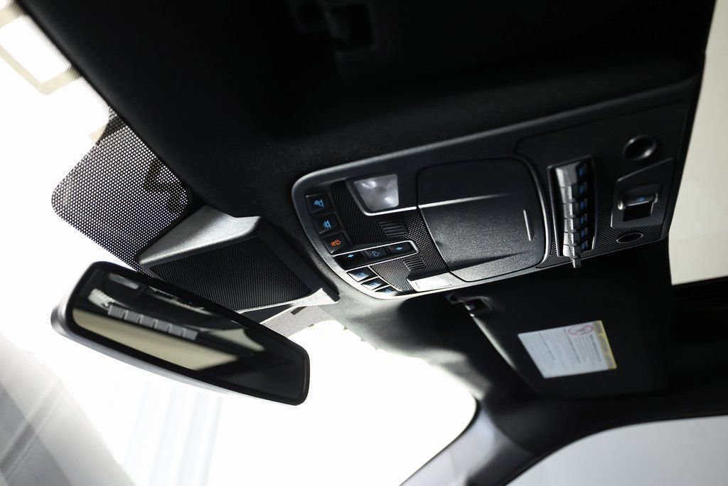 Used 2022 Ford F250 Lariat w/ Black Appearance Package image 31