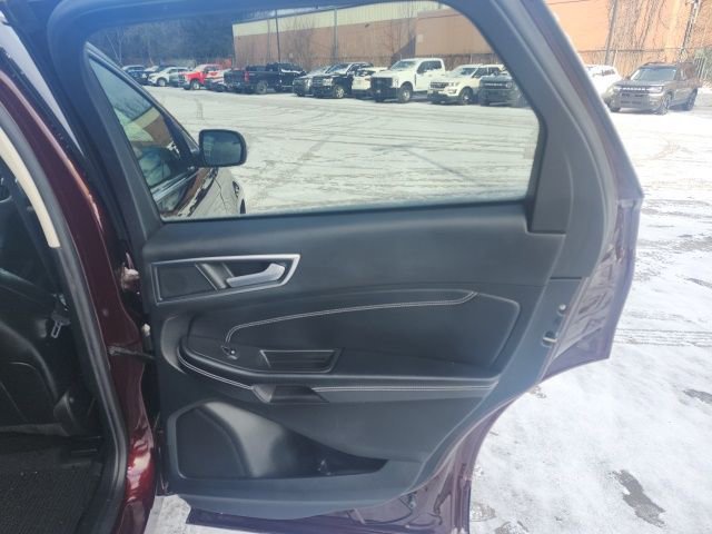 Used 2023 Ford Edge Titanium w/ Class II Trailer Tow Package image 13