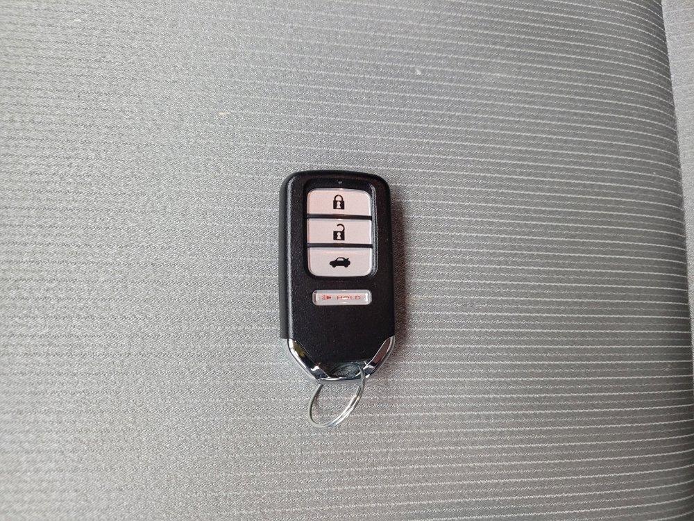 Used 2019 Honda Accord LX image 32