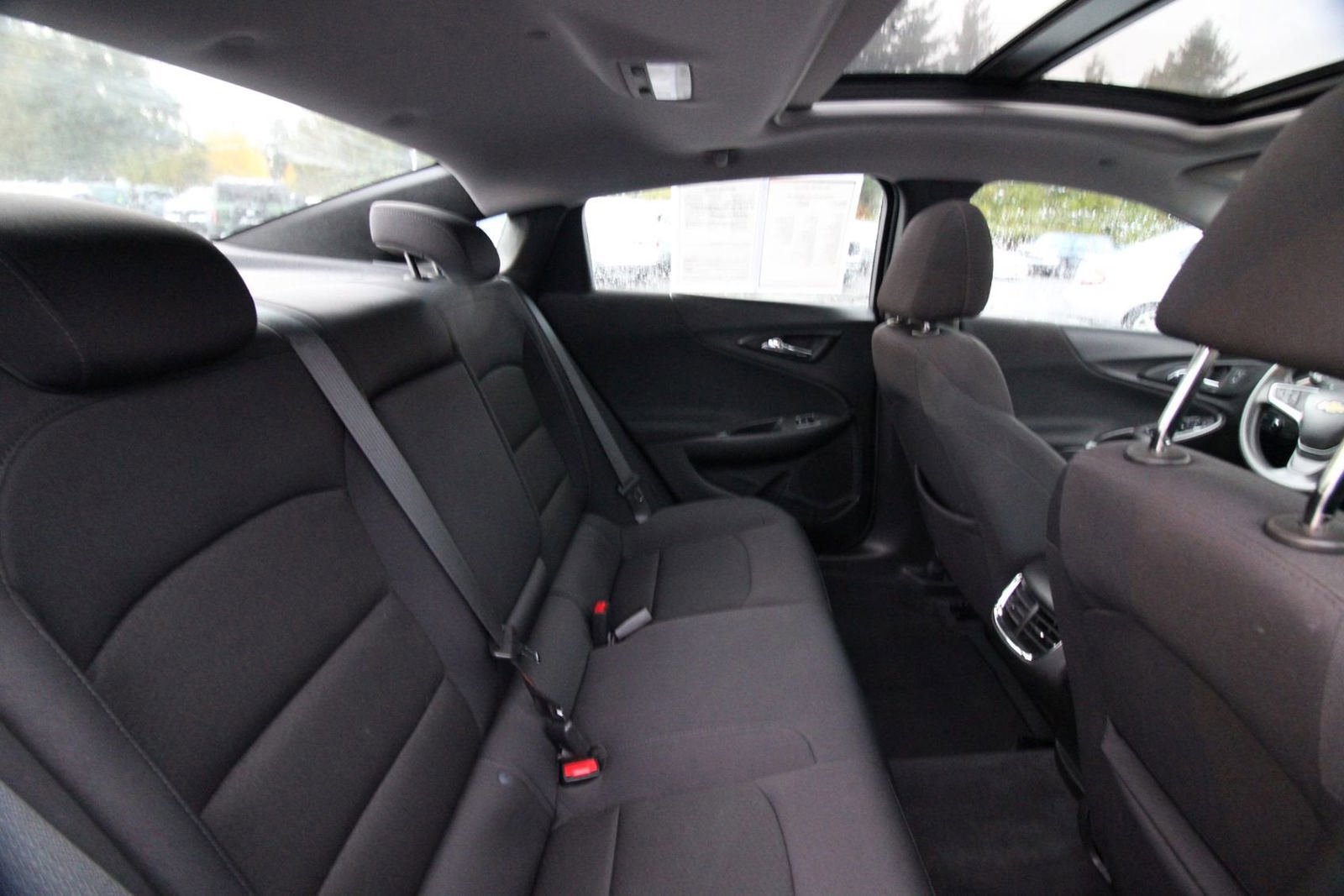 Used 2022 Chevrolet Malibu LT FWD image 19