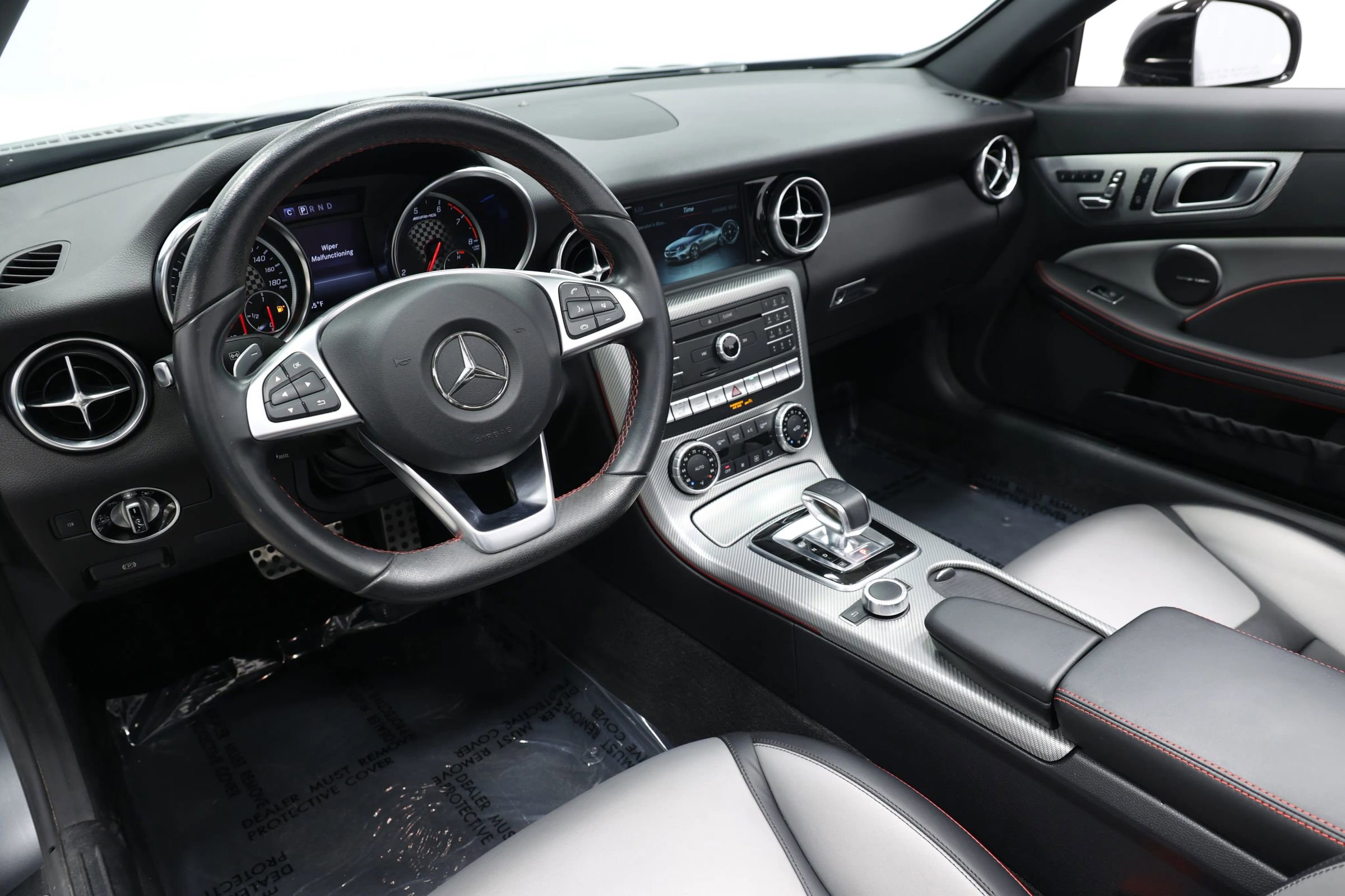 Used 2019 Mercedes-Benz SLC 43 AMG image 2