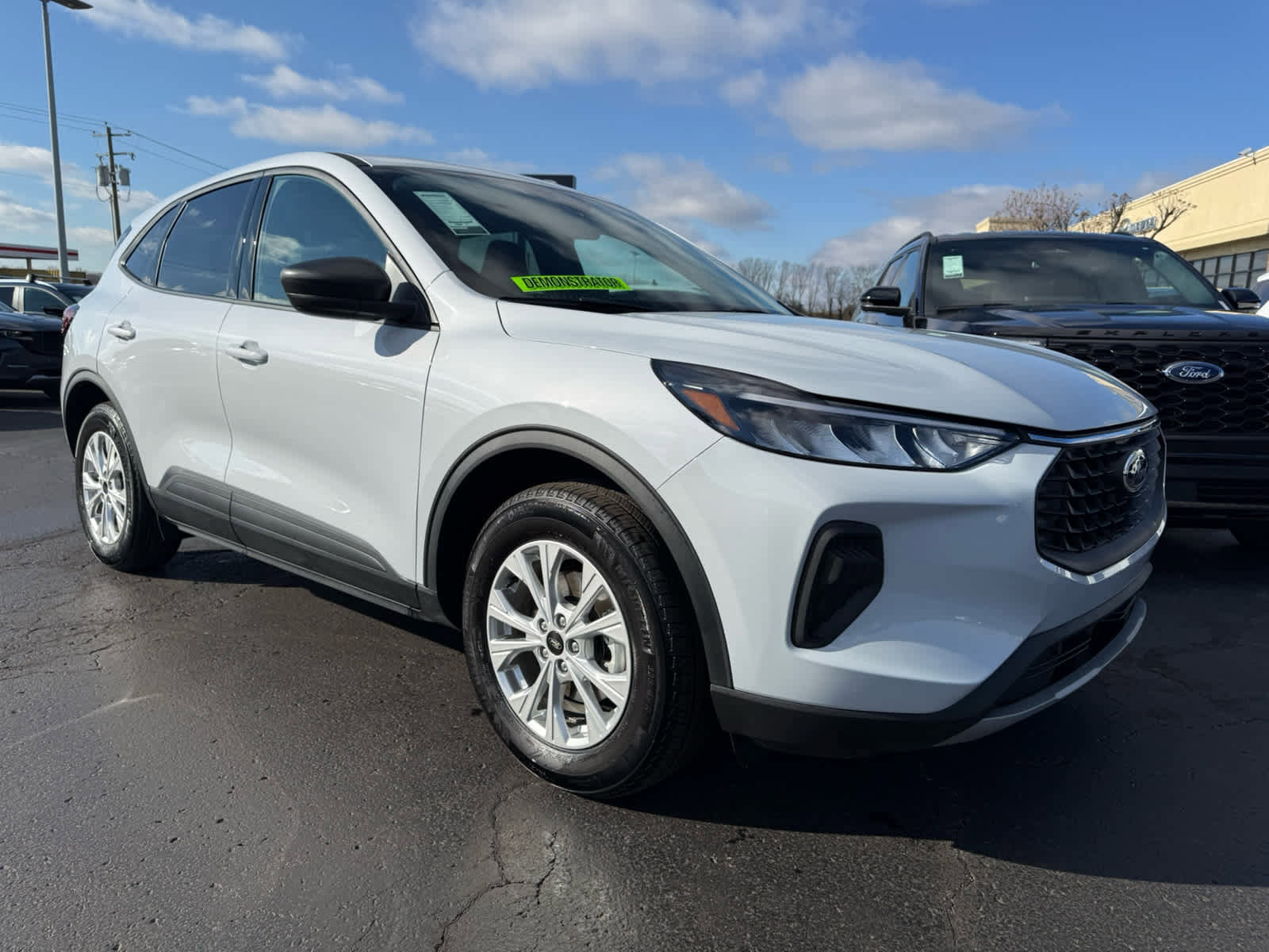 New 2025 Ford Escape Active w/ Cold Weather Package FWD image 1