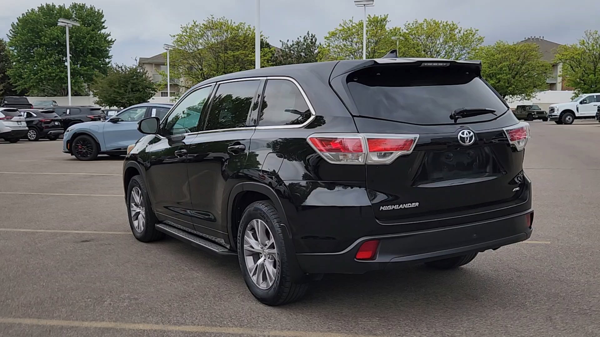 Used 2015 Toyota Highlander Plus AWD/4WD image 20