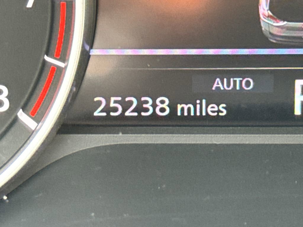 Used 2023 Nissan Rogue SV image 20