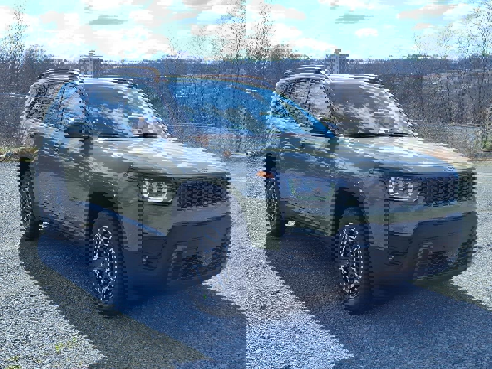 New 2026 Jeep Cherokee Laredo image 4