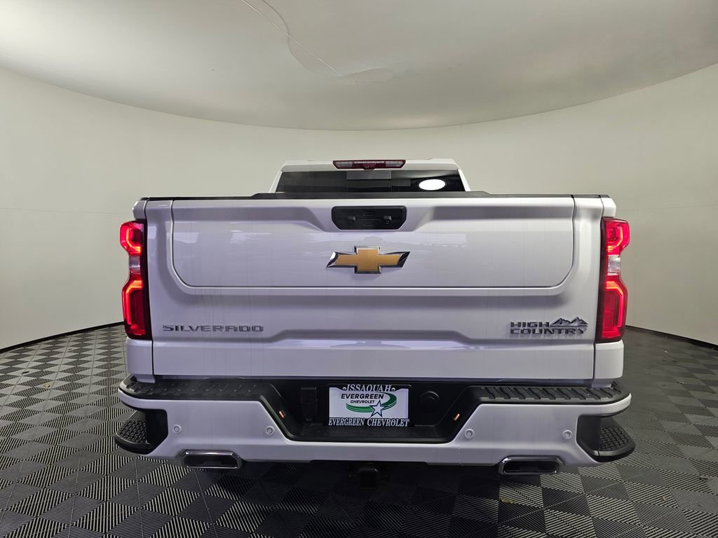 Used 2025 Chevrolet Silverado 1500 High Country w/ Technology Package image 6