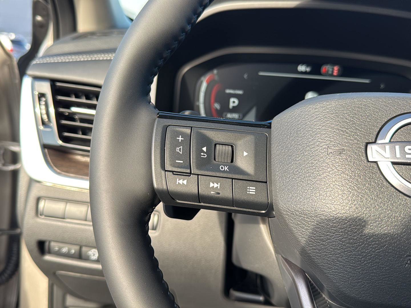 New 2026 Nissan Rogue Platinum w/ Platinum Premium Package image 18