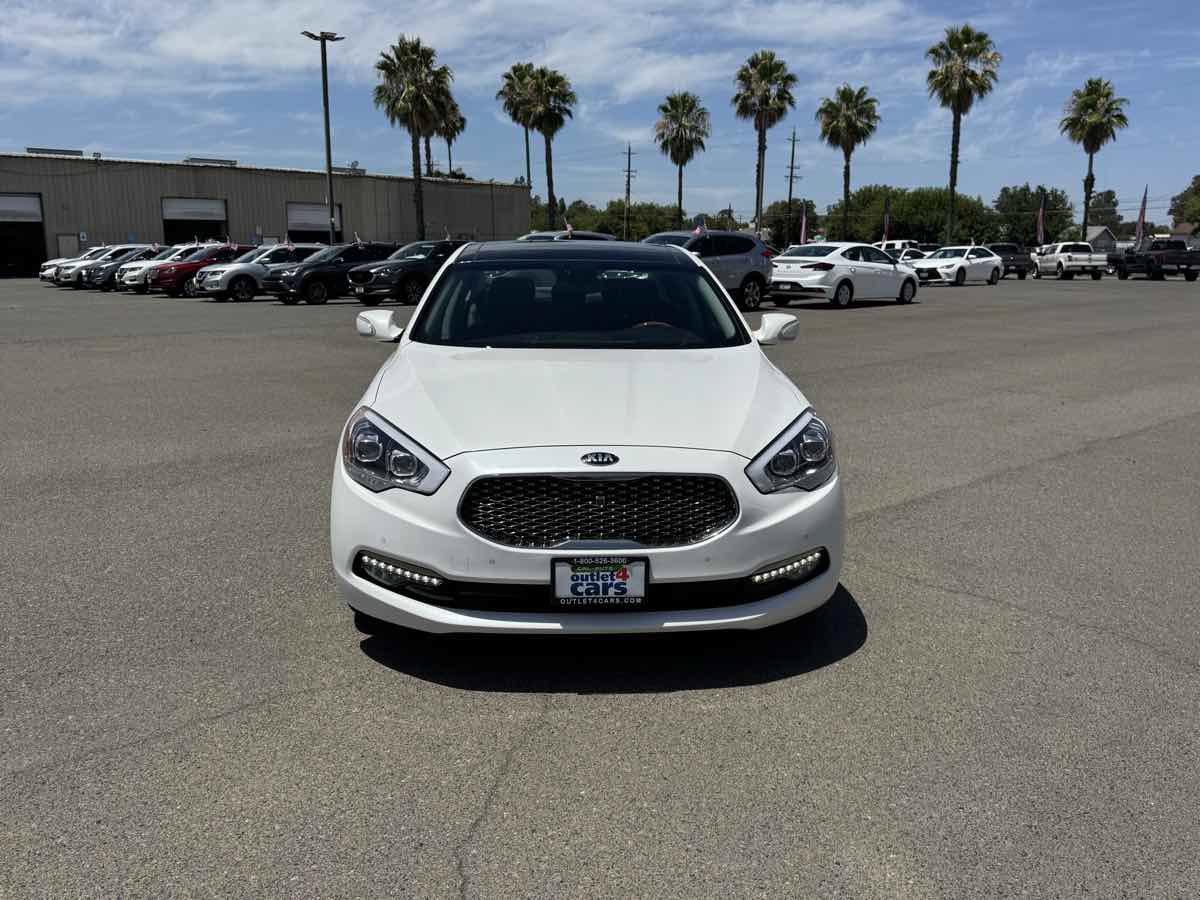 Used 2017 Kia K900 Luxury RWD image 4