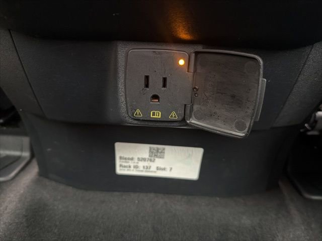 Used 2025 Ford Expedition Max Platinum w/ Driver's Package image 29