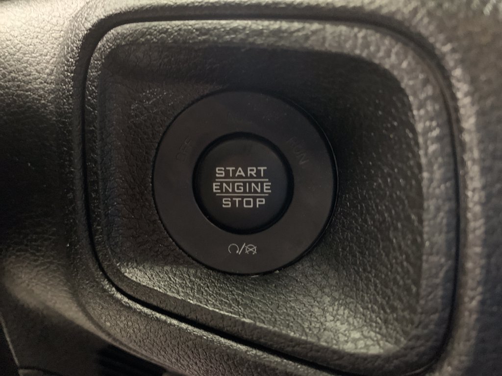 Used 2024 Jeep Wrangler Unlimited Sport AWD/4WD image 27