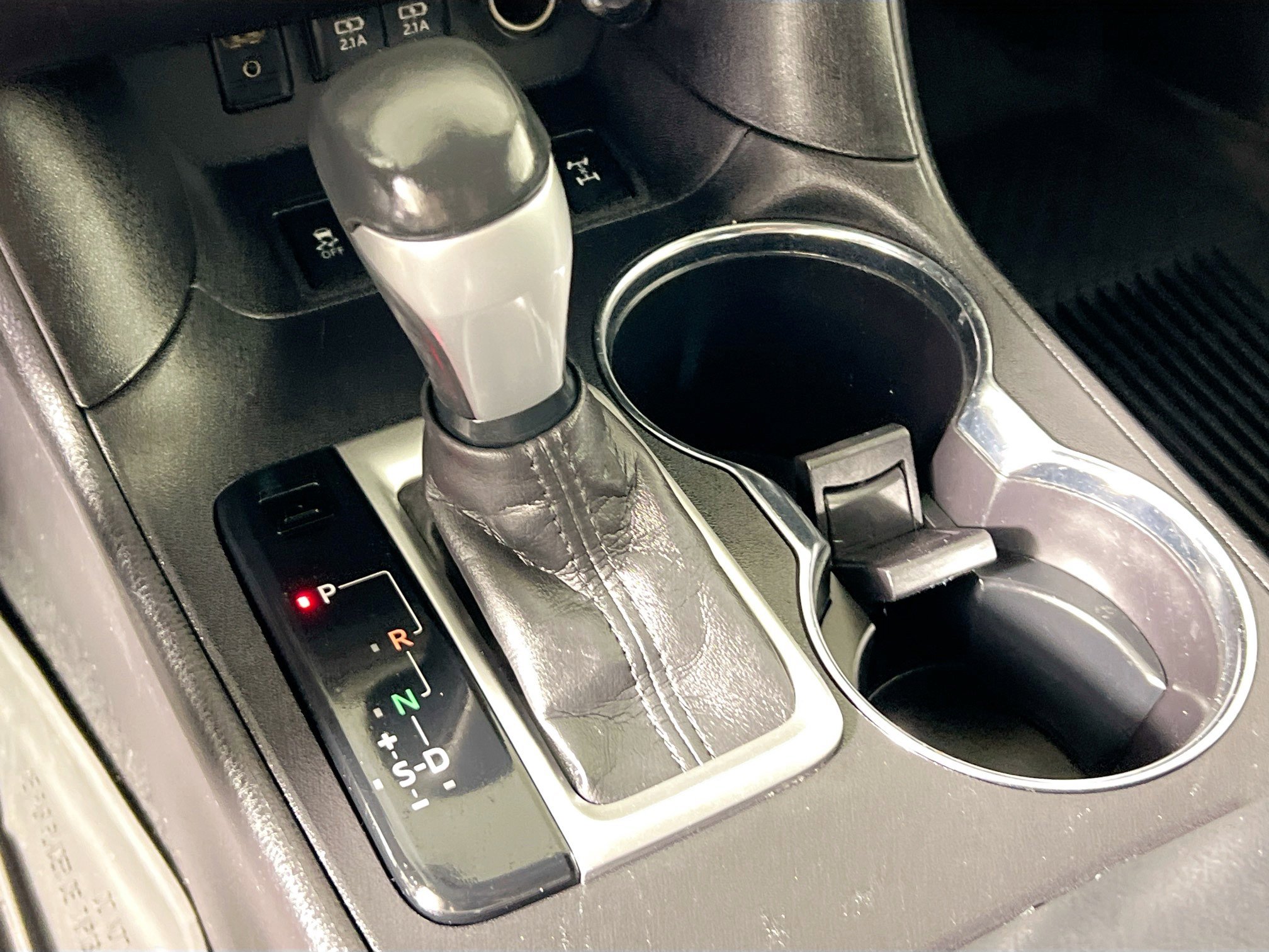 Used 2017 Toyota Highlander Plus image 24