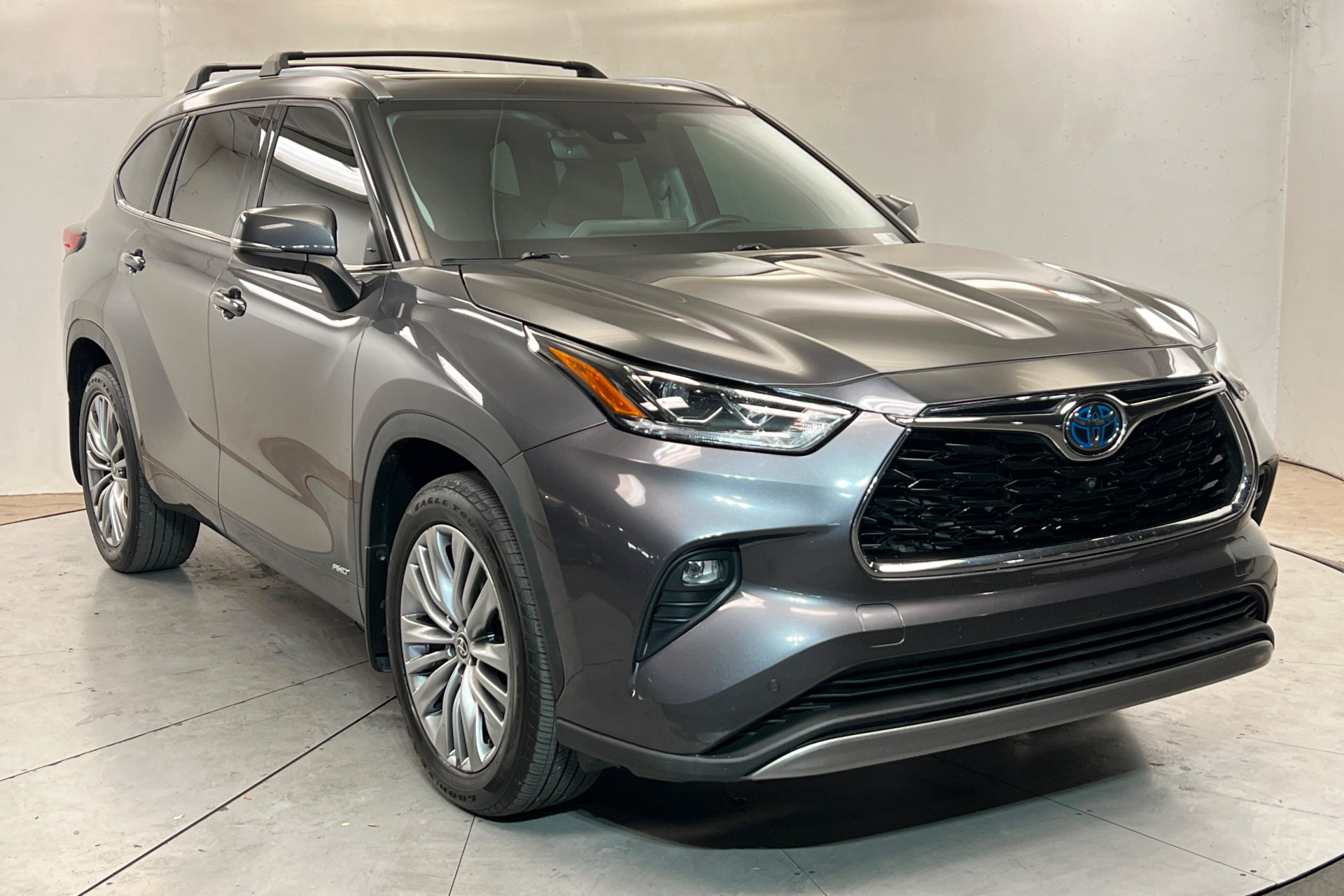 Used 2022 Toyota Highlander Platinum AWD/4WD image 8