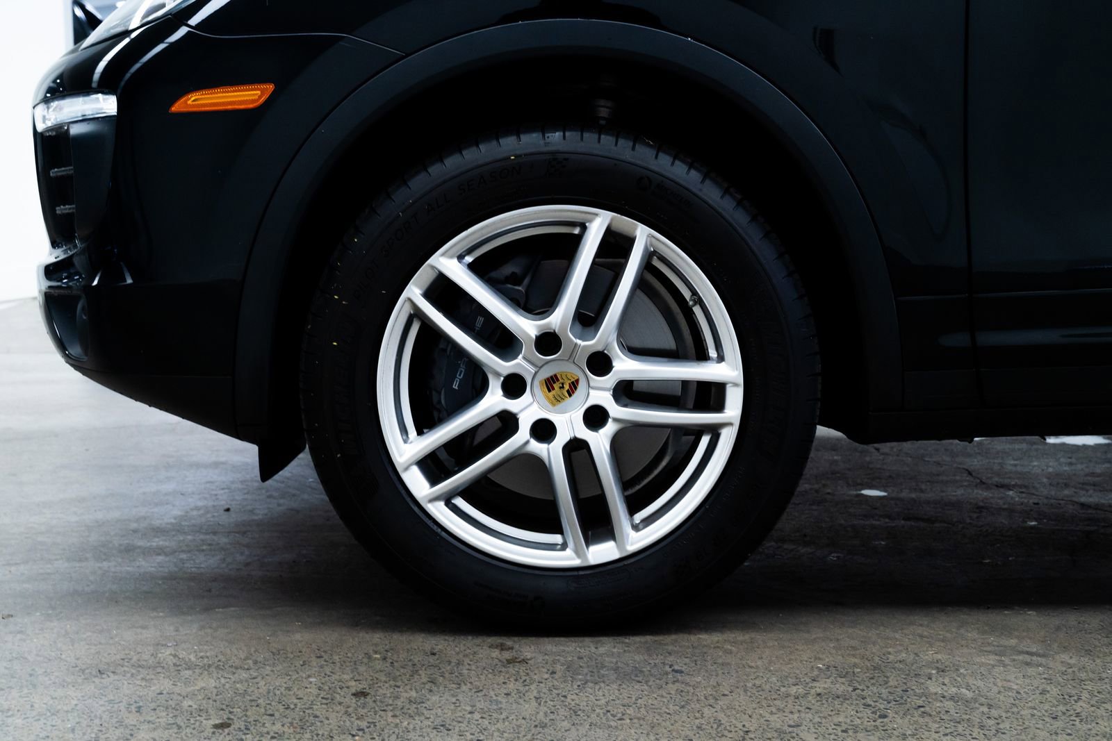Used 2016 Porsche Cayenne image 7