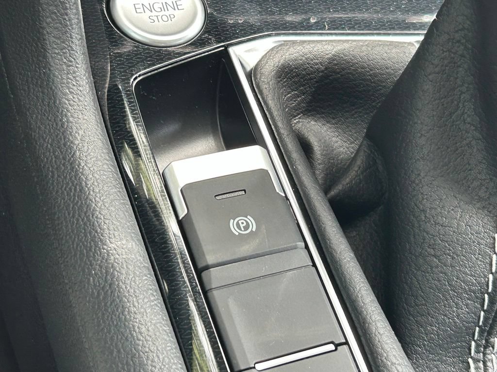 New 2026 Volkswagen Taos SE FWD image 47