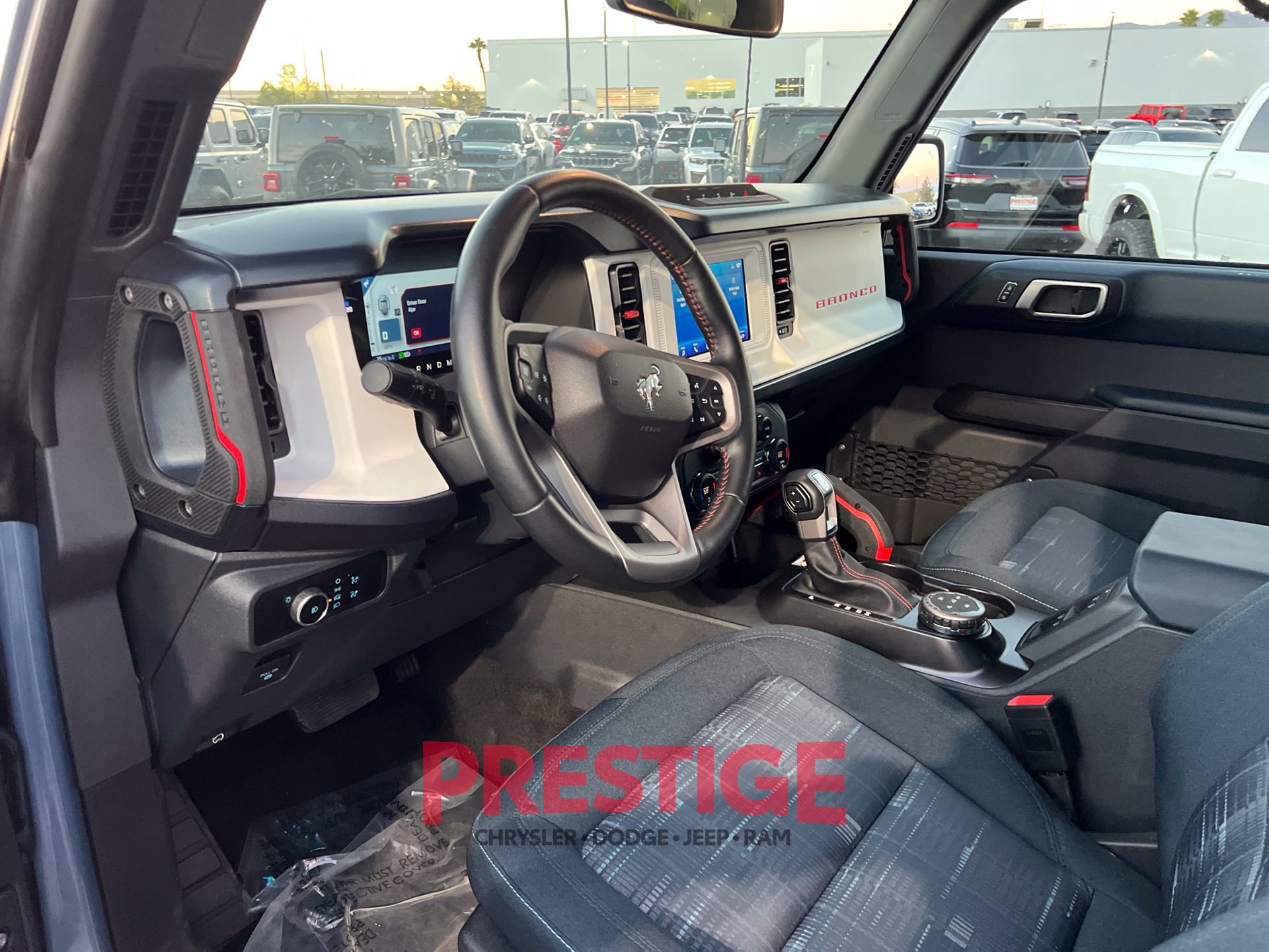 Used 2023 Ford Bronco Heritage Edition AWD/4WD image 32