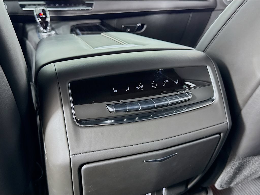 Used 2023 Cadillac Escalade V AWD/4WD image 22