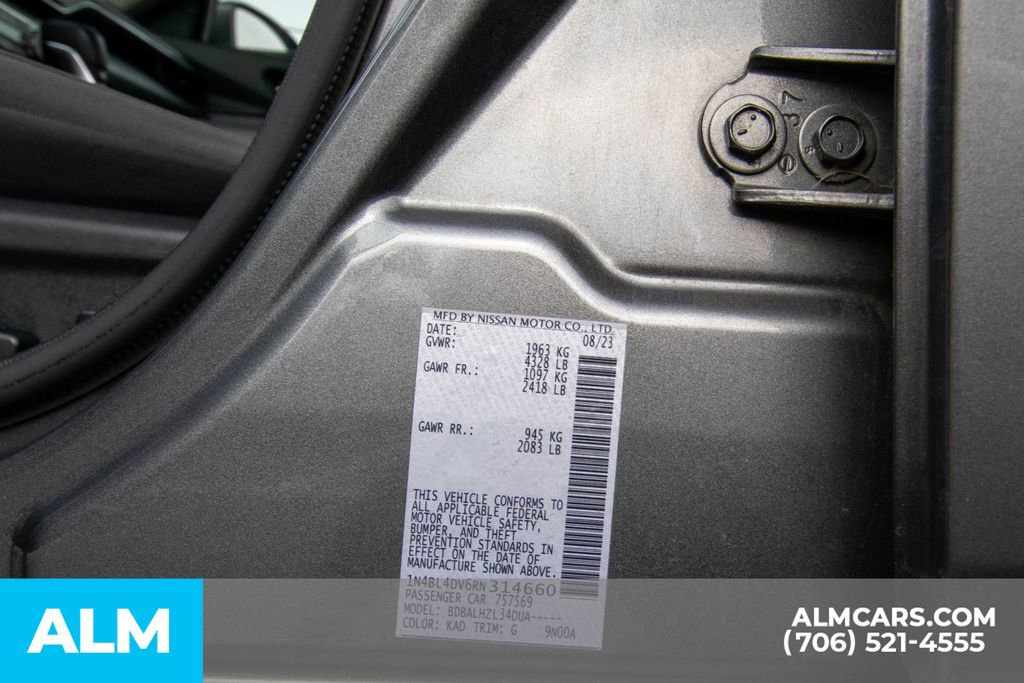 Used 2024 Nissan Altima 2.5 SV image 15