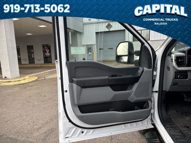 New 2026 Ford F250 XL w/ XL Chrome Package image 20