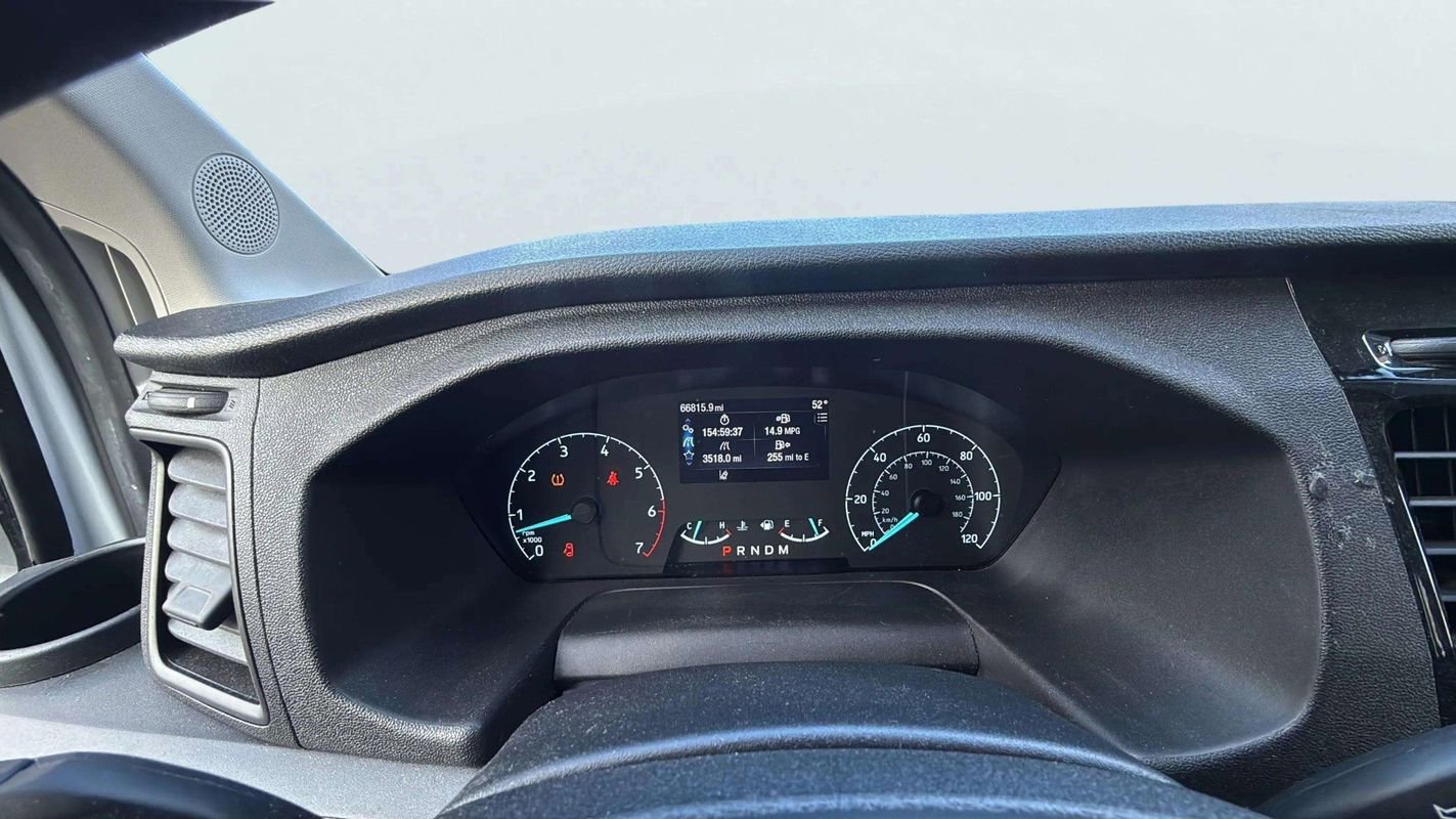 Used 2023 Ford Transit 350 XLT image 12