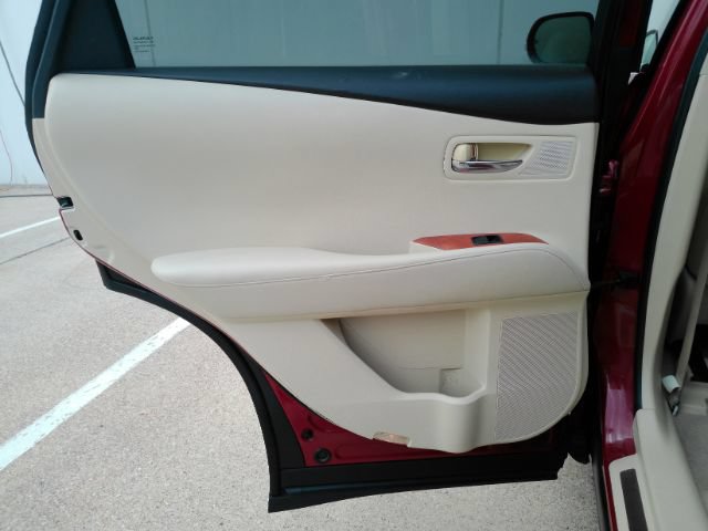 Used 2010 Lexus RX 350 2WD image 19